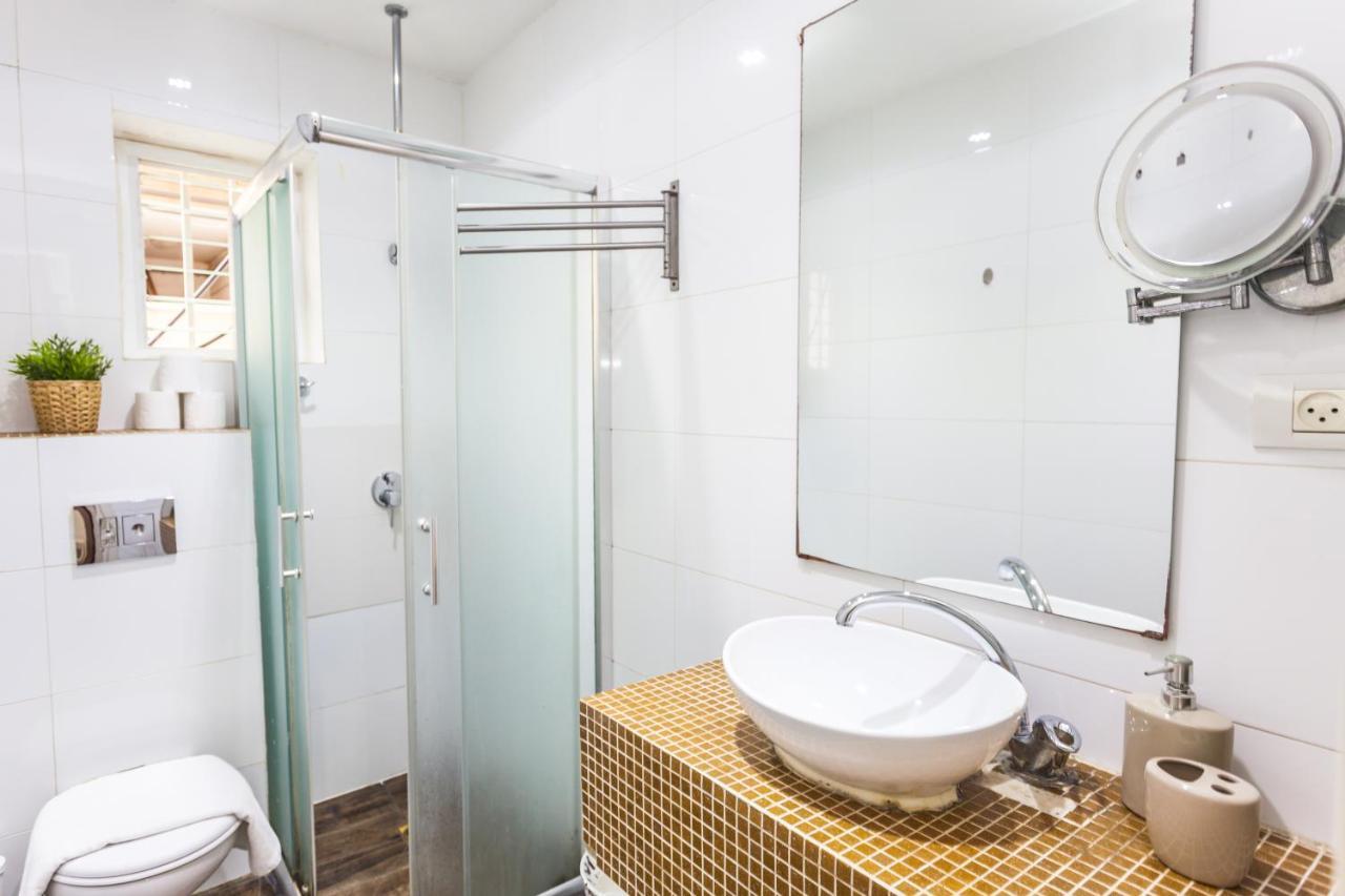 תל אביב Lovely Apartment Close To The Beach מראה חיצוני תמונה